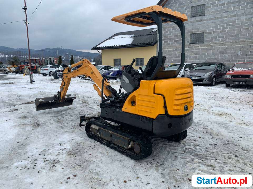 Hyundai Robex 16:9 1.7T 2012 3lyżki