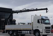 Volvo FH 500 / 6 X 2 / SKRZYNIOWY – 6,8 M / HDS HIAB 166 – 10,3 M / STEROWANIE RADIOWE / OŚ PODNOSZONA / E 5 EEV /
