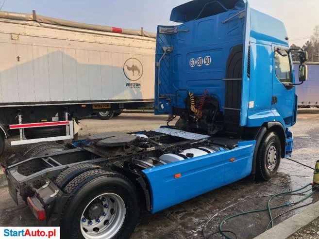 Renault Premium