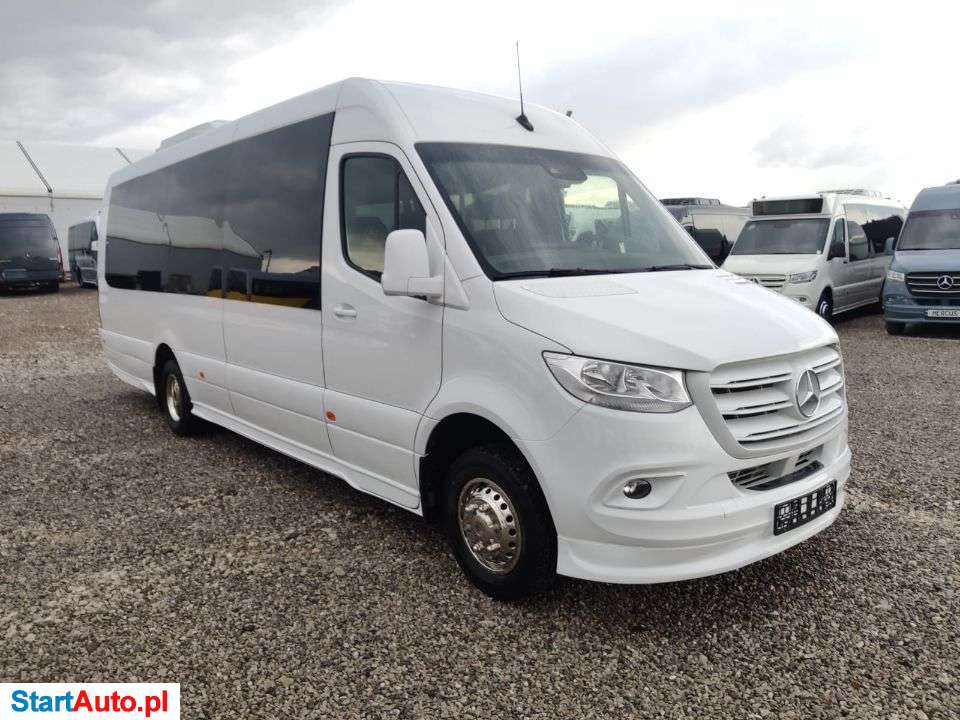 Mercedes-Benz Sprinter 519