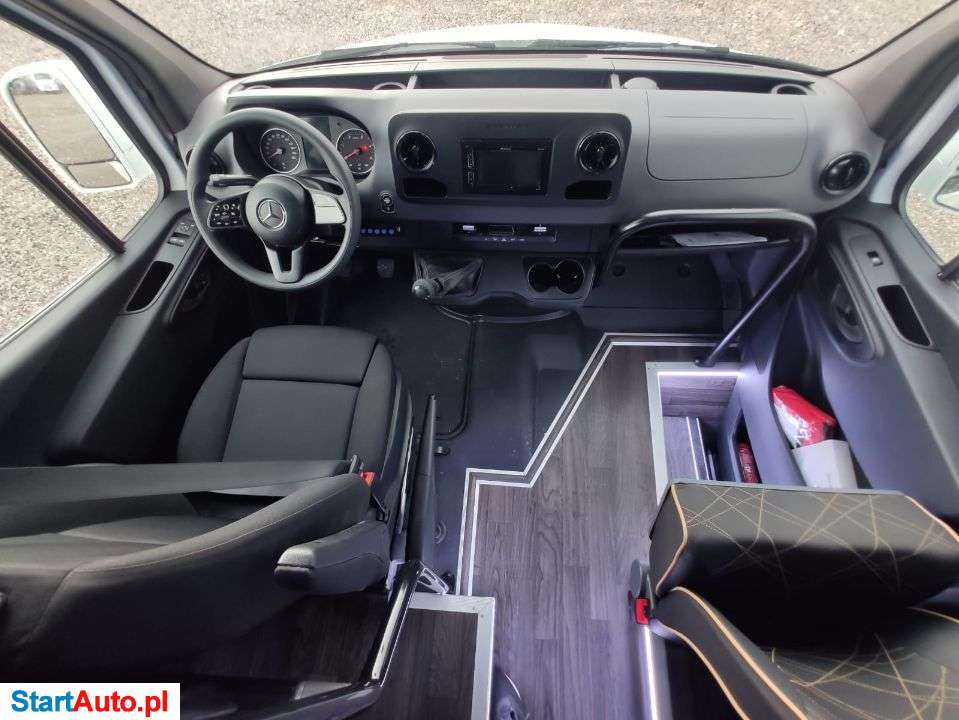 Mercedes-Benz Sprinter 519