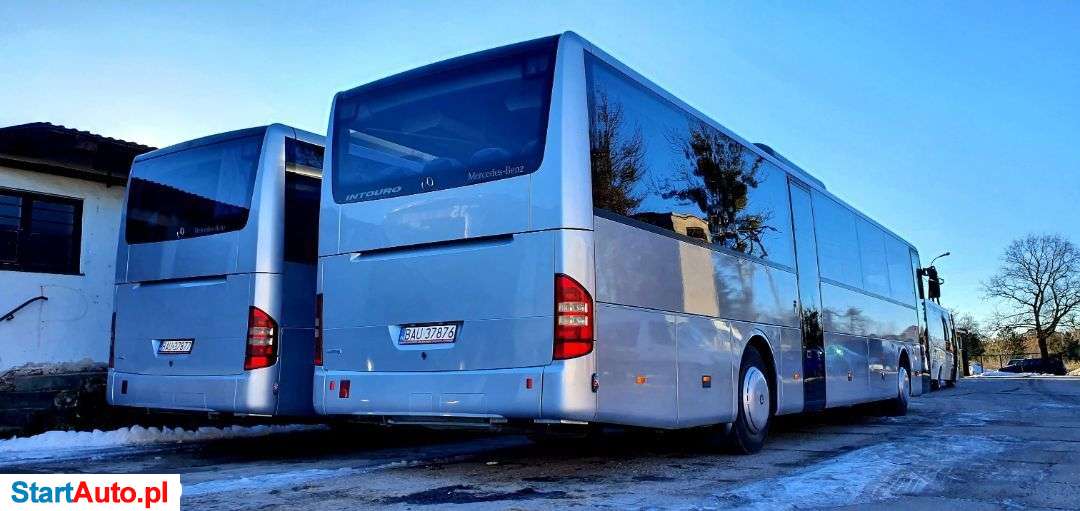 Mercedes-Benz INTOURO