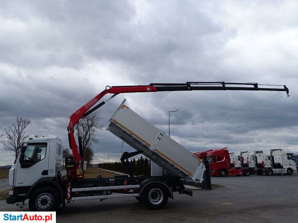 Renault MIDLUM 220 DXI / 4 X 2 / WYWROTKA – 4,2 M/ + HDS FASSI F95 – 12 M / STEROWANIE RADIOWE /MAŁY PRZEBIEG /