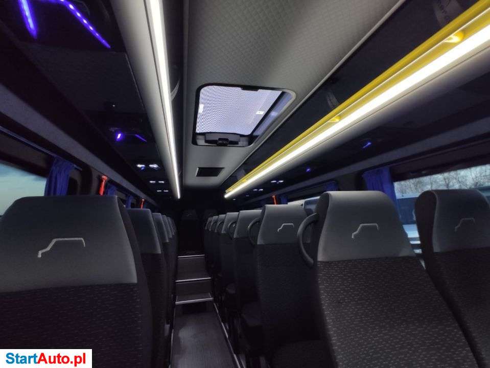 Mercedes-Benz Sprinter 519