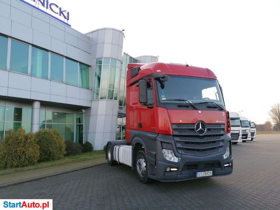 Mercedes-Benz Actros 1845