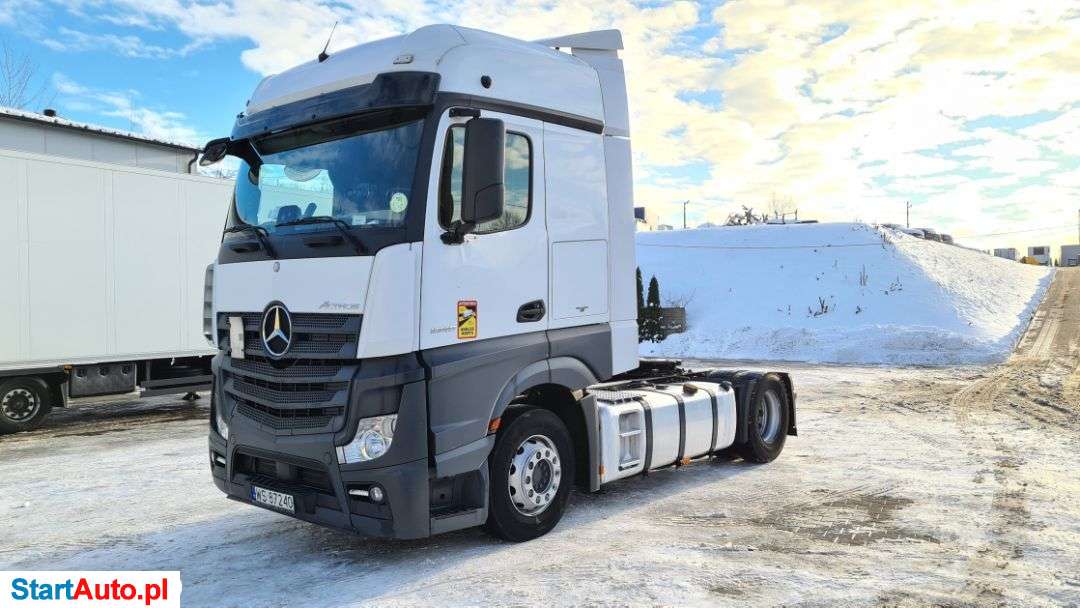 Mercedes-Benz Actros 1845