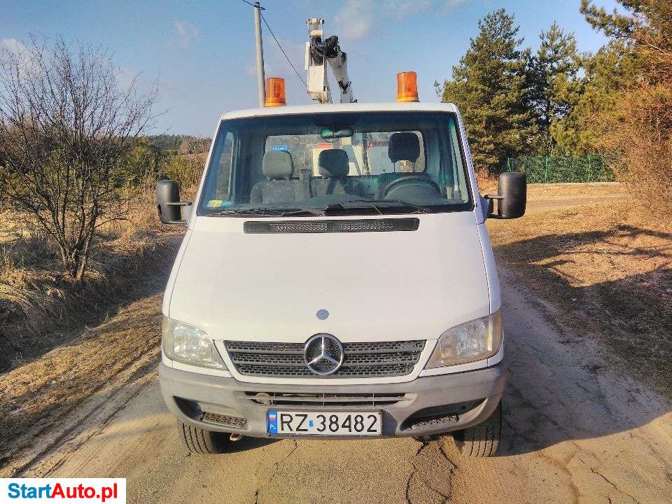 Mercedes-Benz Sprinter 313