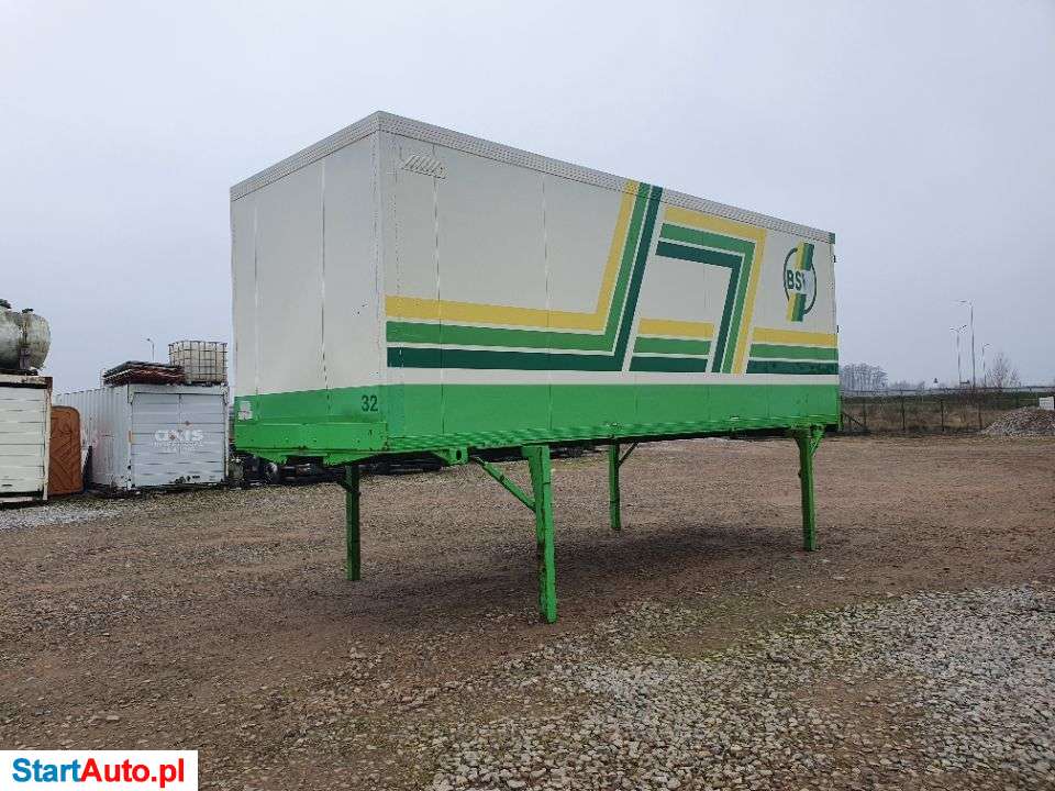 Schmitz IZOTERMA SCHMITZ BDF 7.15m Zamykana DRZWIAMI MOŻLIWOŚĆ TRANSPORT