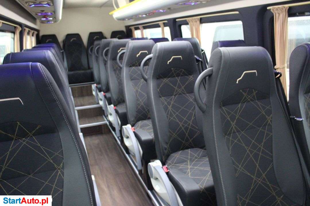 Mercedes-Benz Sprinter 519