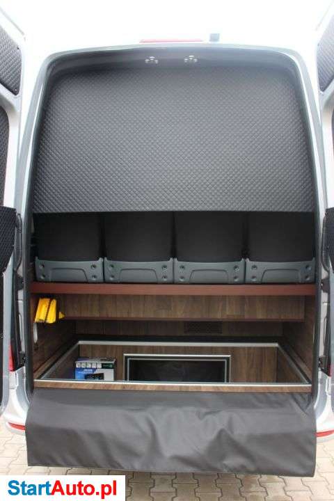 Mercedes-Benz Sprinter 519