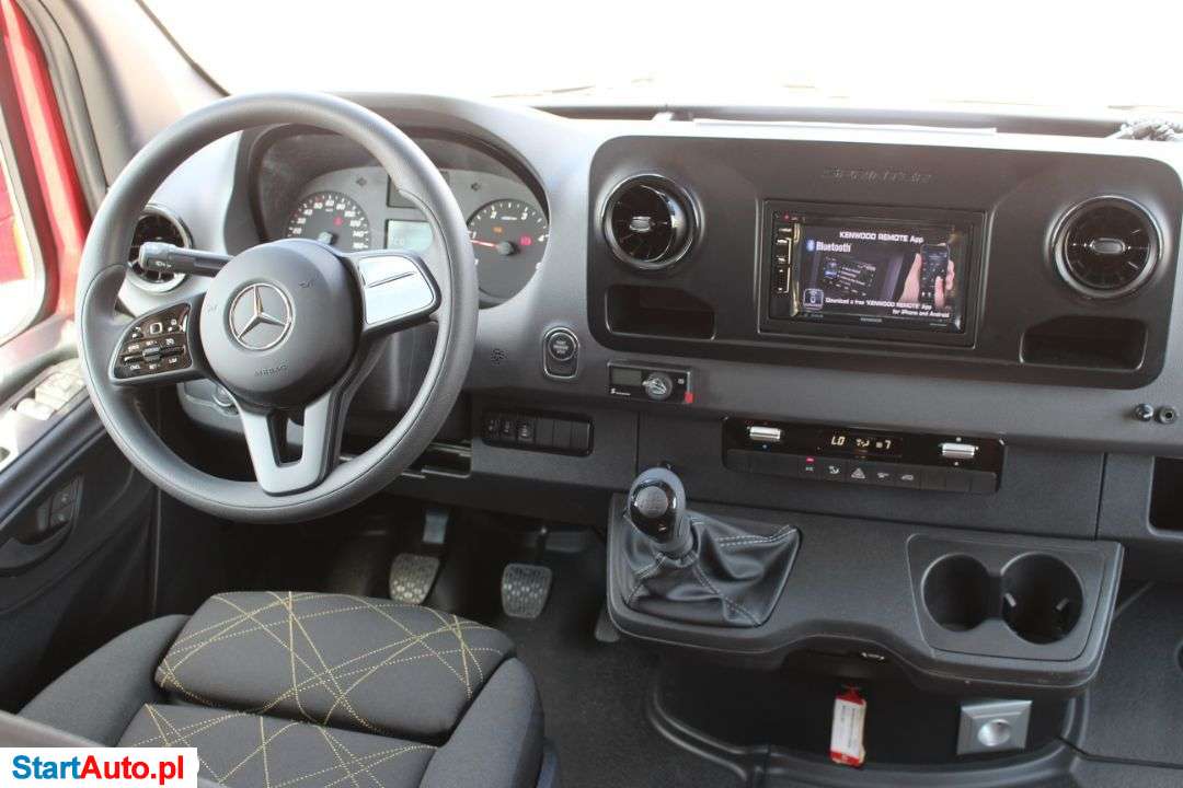 Mercedes-Benz Sprinter 516