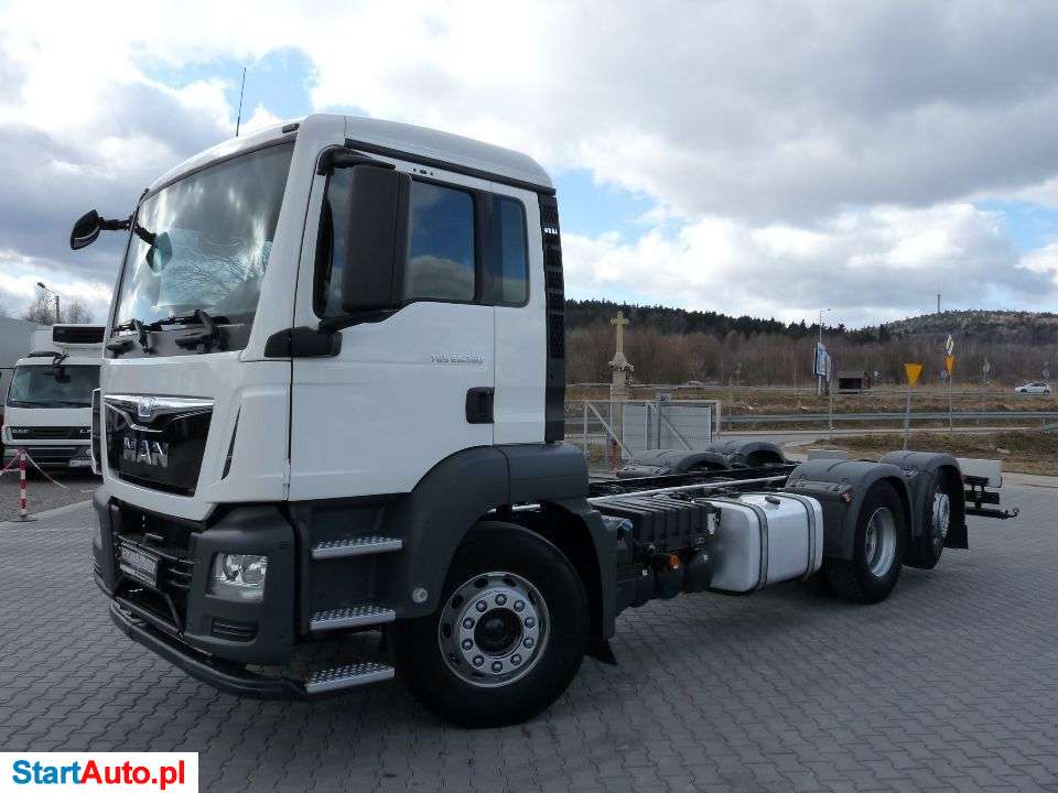 MAN TGS 26.360 / EURO 6 / 6×2 /