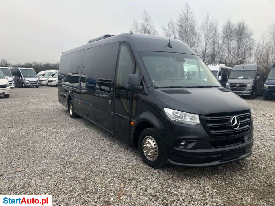 Mercedes-Benz Sprinter 519