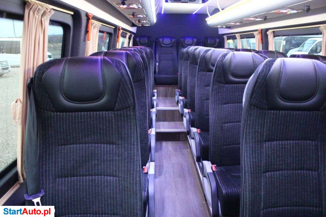 Mercedes-Benz Sprinter 519