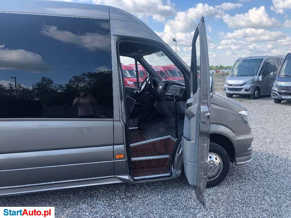 Mercedes-Benz Sprinter 516