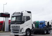Volvo FH 16 / 750 / 6 X 4 / RAMA DO ZABUDOWY / RETARDER / NAJBOGATSZA OPCJA /