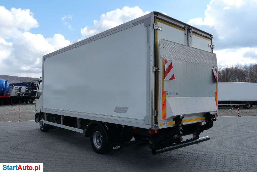 DAF LF 45.180 / CHŁODNIA + WINDA /