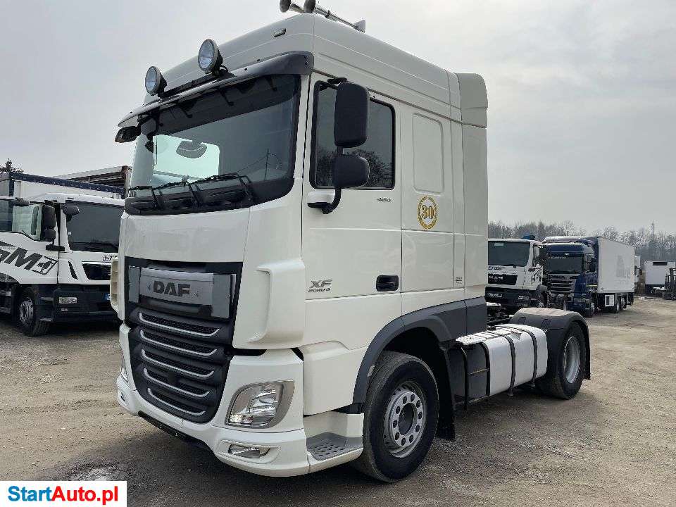 DAF XL460