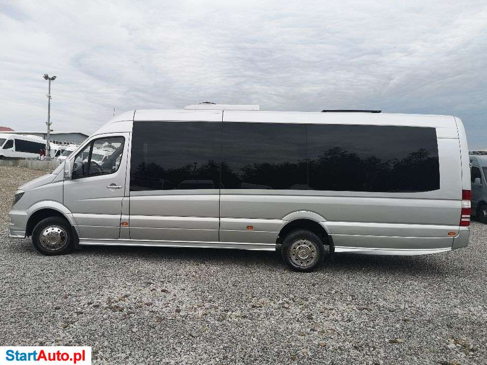 Mercedes-Benz Sprinter 519