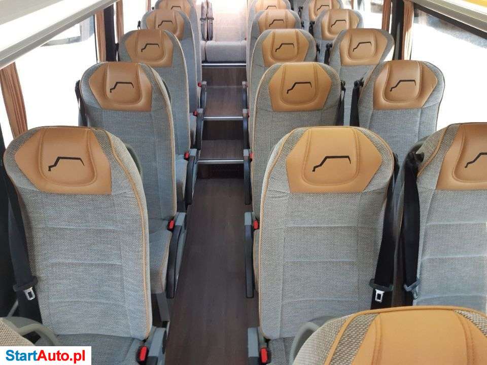 Mercedes-Benz Sprinter 519