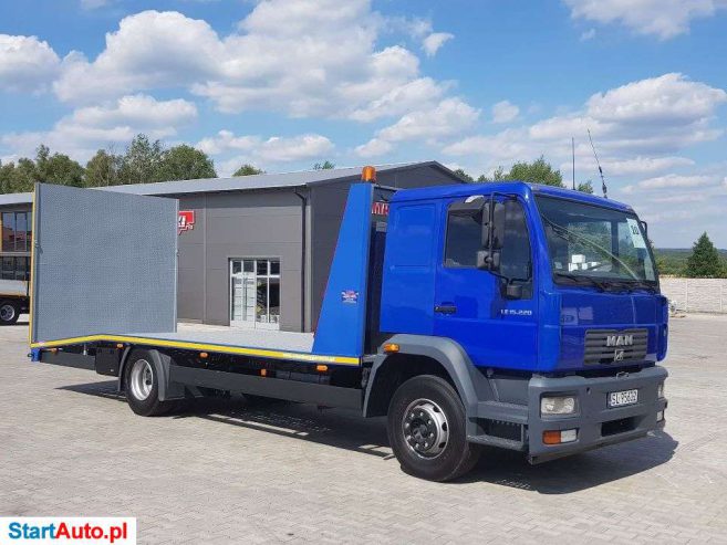 MAN 15.220 POMOC DROGOWA LAWETA NAJAZD