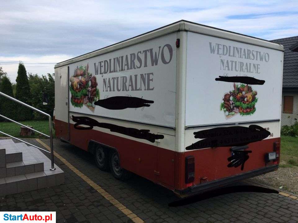 Mercedes-Benz MB 100