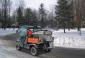Piaskarka Posypywarka Hilltip Icestriker 380l