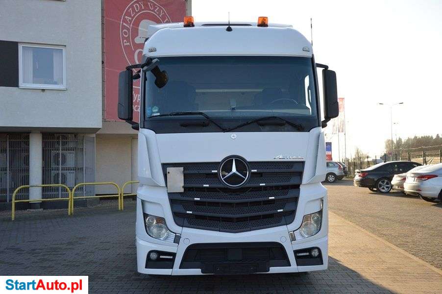 Mercedes-Benz Actros 1842