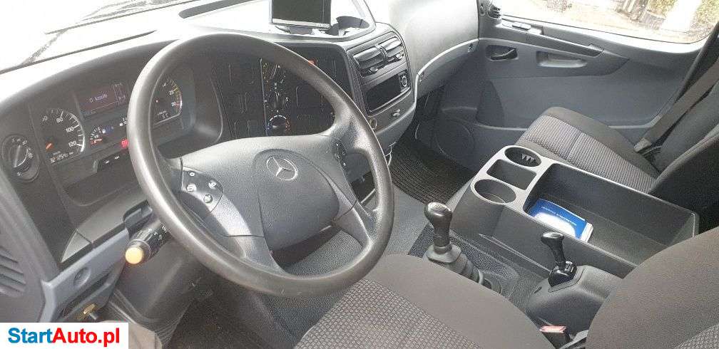 Mercedes-Benz Atego 1318