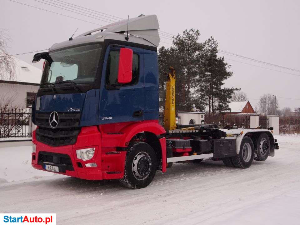 Mercedes-Benz Antos 2542 Arox 6×2 Hakowiec Palfinger Z Niemiec Stan Idealny