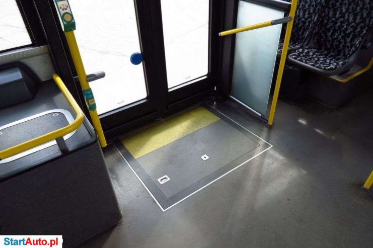 Solaris Urbino 18