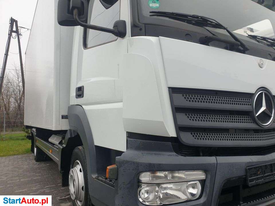 Mercedes-Benz Atego 818