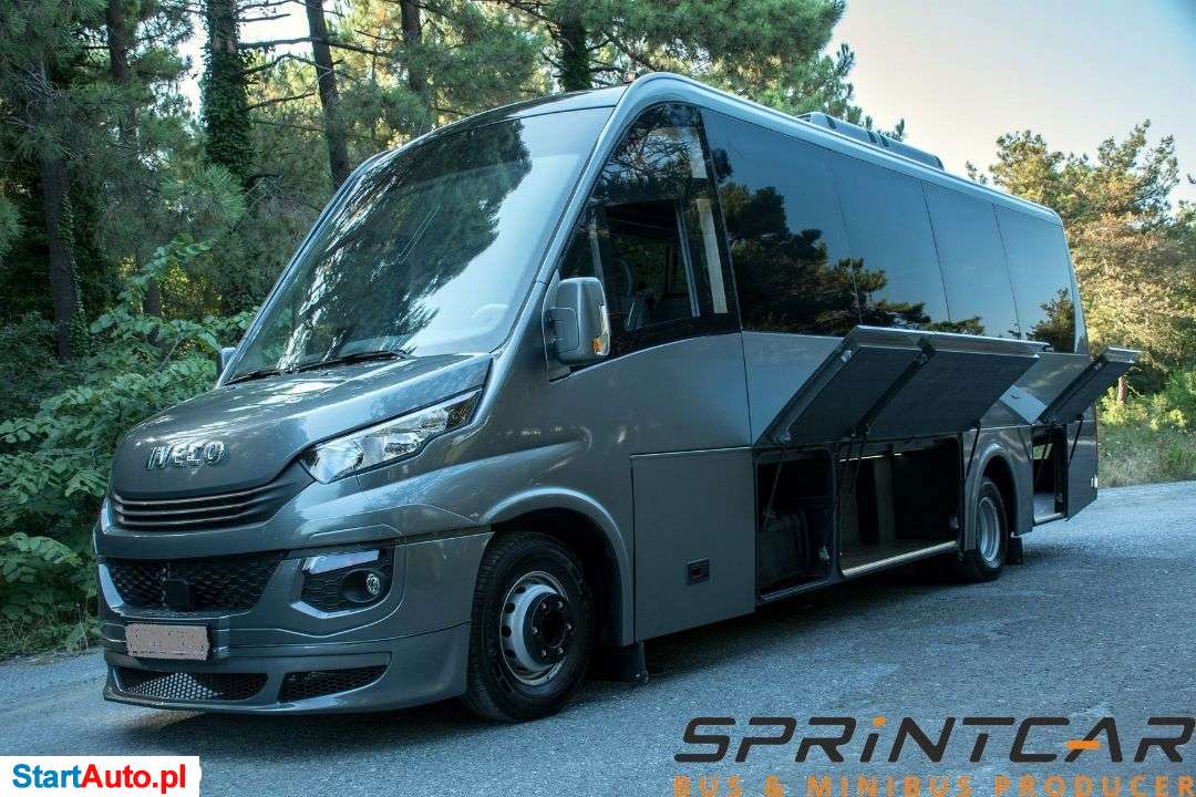 Iveco Daily 70C18 31 Miejsc