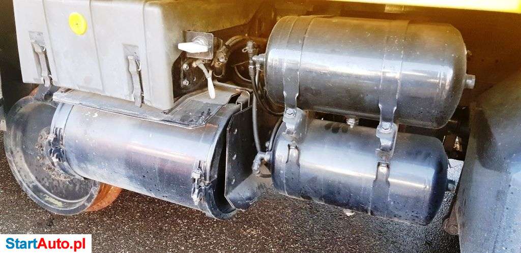 Iveco 260E35 Dwudrogowy ZWEIWEG Szynowy Do Pracy Na Torowisku 1435