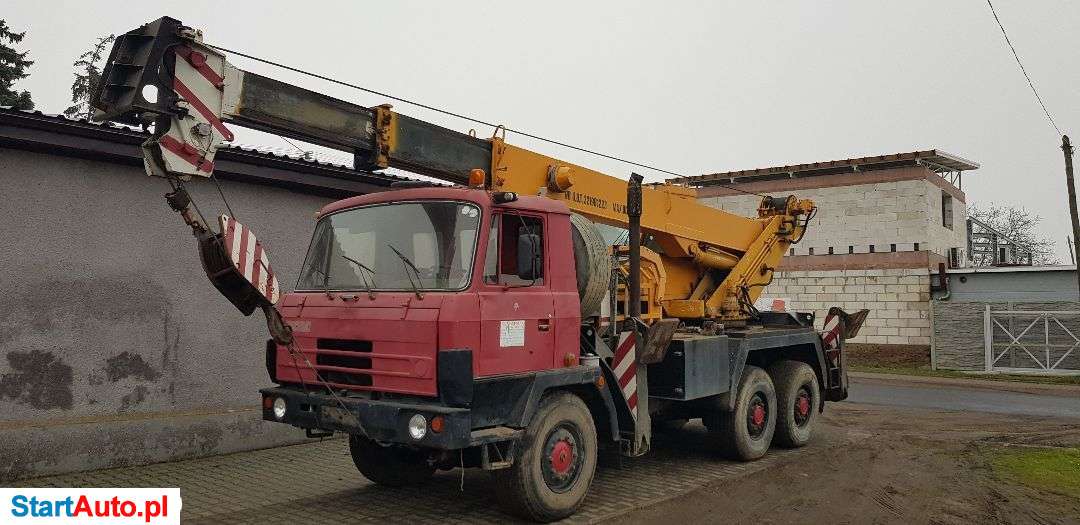 Tatra 815 6×6 DZWIG