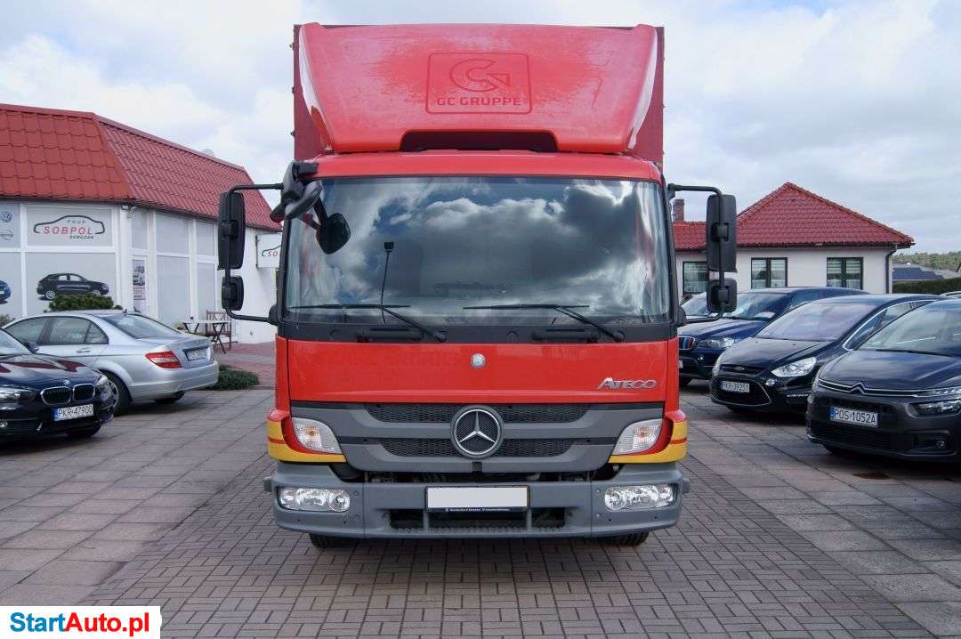 Mercedes-Benz ATEGO 818
