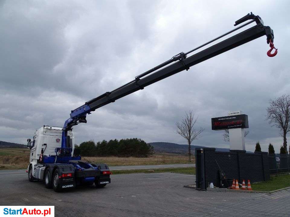 Scania R 580 / V8 / 6 X 2 / HDS HMF 3220 – WYSÓW 12,5 M / BARDZO BOGATE WYPOSAŻENIE / PILOT /