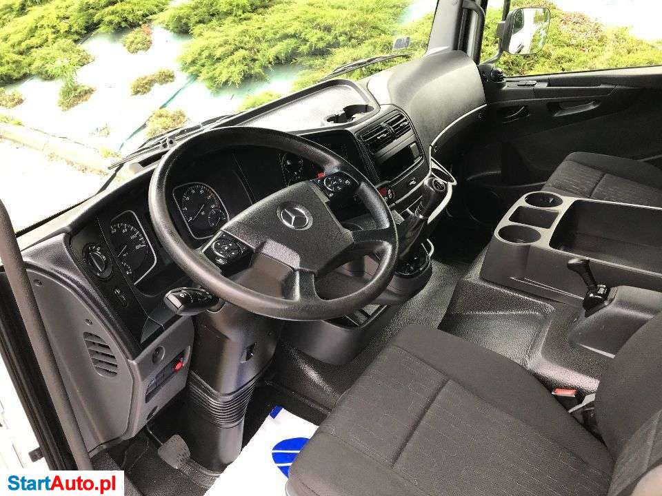 Mercedes-Benz ATEGO 1218 KONTENER CHŁODNIA 0*C, 14 PALET