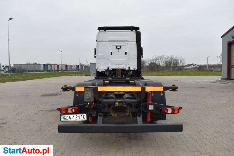 Mercedes-Benz ACTROS 2542