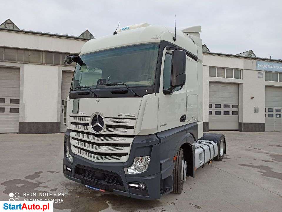 Mercedes-Benz Actros 1845 315/60R22,5
