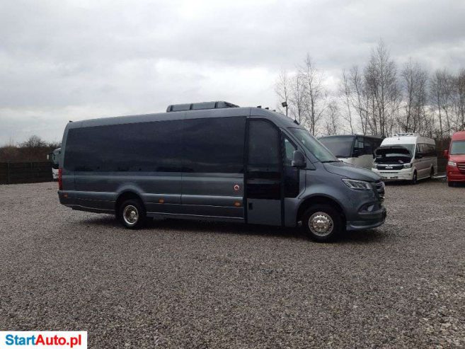 Mercedes-Benz Sprinter 519