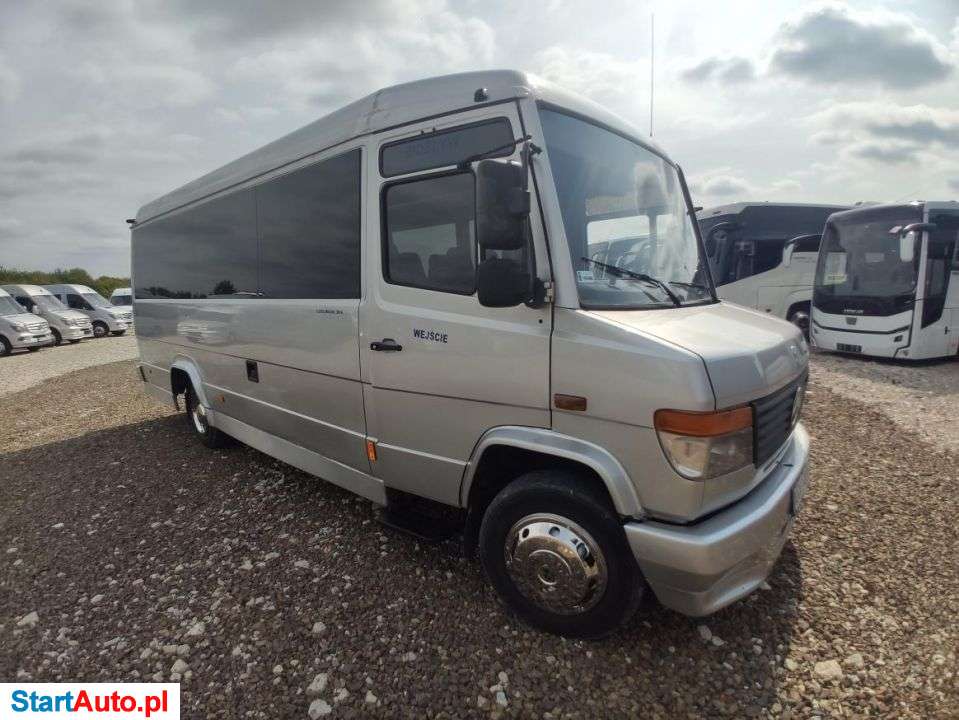 Mercedes-Benz Vario 818