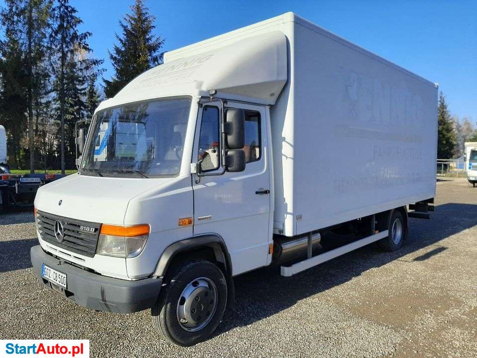 Mercedes-Benz Vario 818 Euro 5 Kontener + Winda