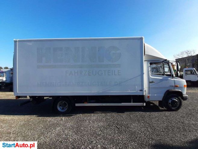 Mercedes-Benz Vario 818 Euro 5 Kontener + Winda