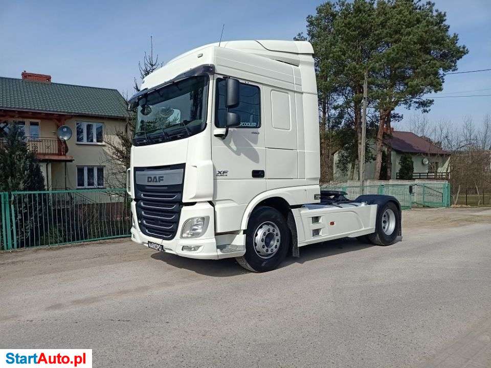 DAF XF 106 460 SpaceCab /