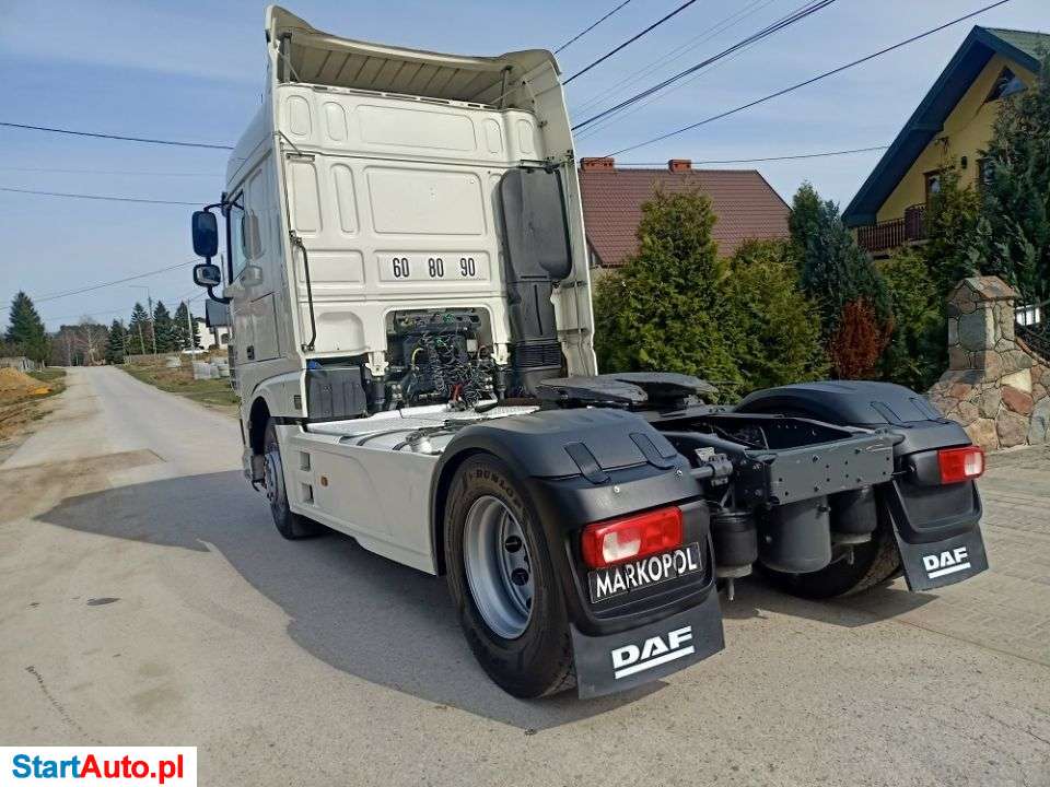 DAF XF 106 460 SpaceCab /