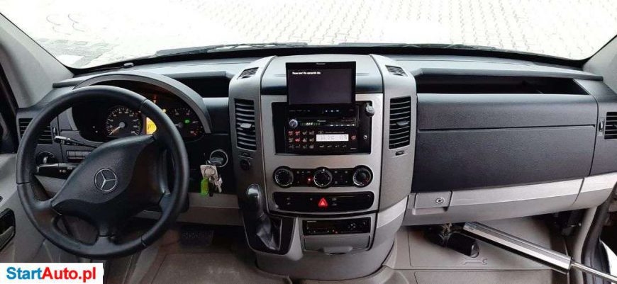 Mercedes-Benz Sprinter