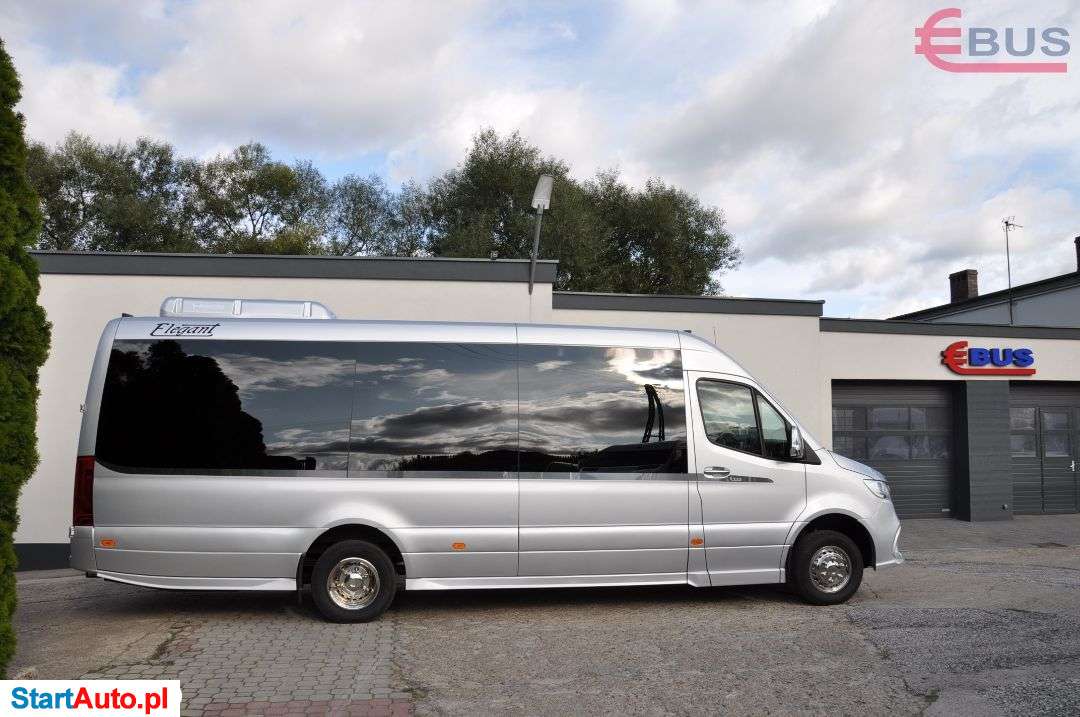 Mercedes-Benz Sprinter 907