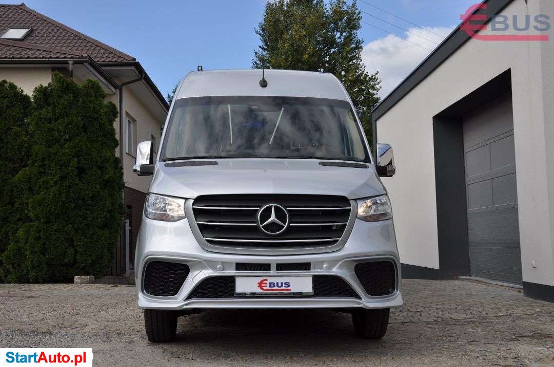 Mercedes-Benz Sprinter 907