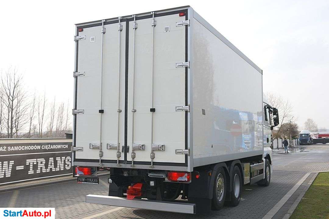 MAN TGX 26.440 IZOTERMA * PRZEBIEG JEDYNE 141 000km * MAŁO UŻYWANY!!!